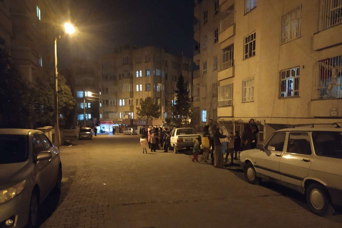 Şanlıurfa’daki 2,2 büyüklüğündeki deprem paniğe neden oldu Şanlıurfa’daki 2,2 büyüklüğündeki deprem paniğe neden oldu